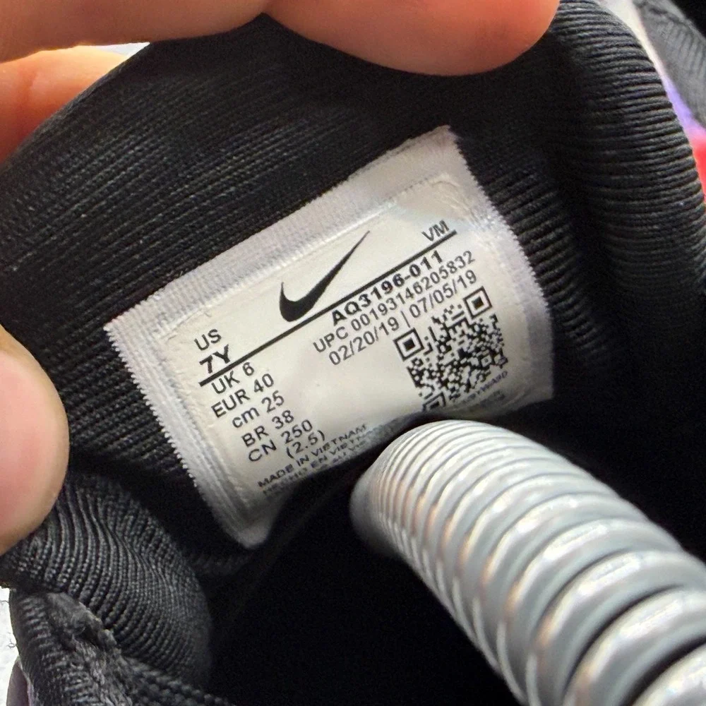 Size 7Y Nike Air Max 720 GS Black‎ Multi Kids Lace-Up Running Shoes AQ3196-011